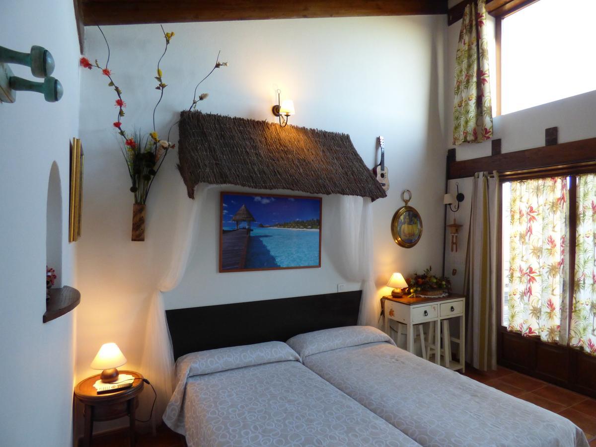 Hotel Albergue Bioclimatico Sabinares Del Arlanza Puentedura Rom bilde