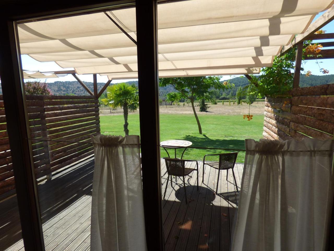 Hotel Albergue Bioclimatico Sabinares Del Arlanza Puentedura Eksteriør bilde